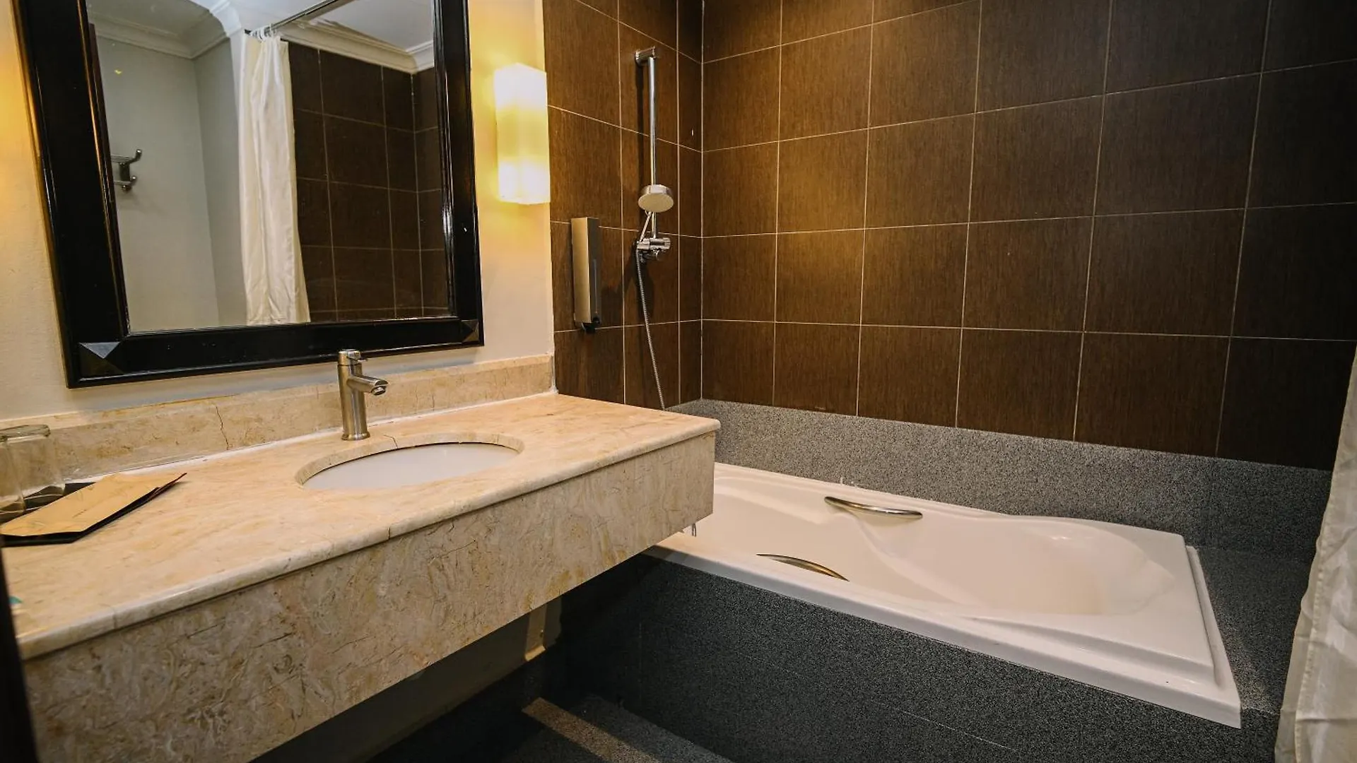 ***  Kingston Hotel 9 - Jonker Street Malacca Malaysia